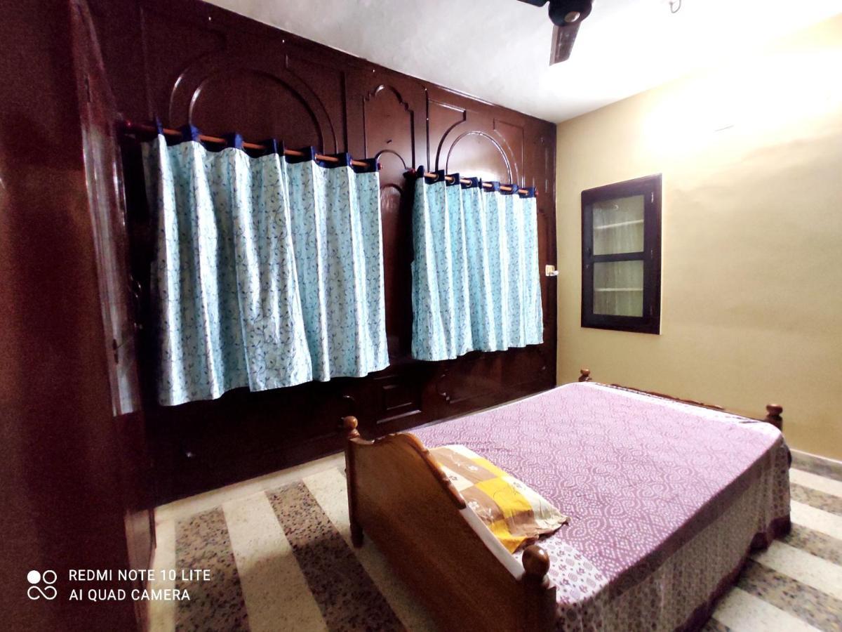 House Us Consulate Apollo Elliots Chennai